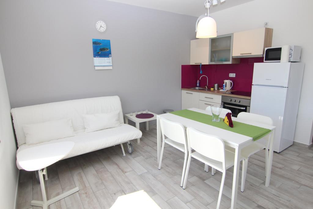 Apartment Villa Franci Pag Town Zewnętrze zdjęcie