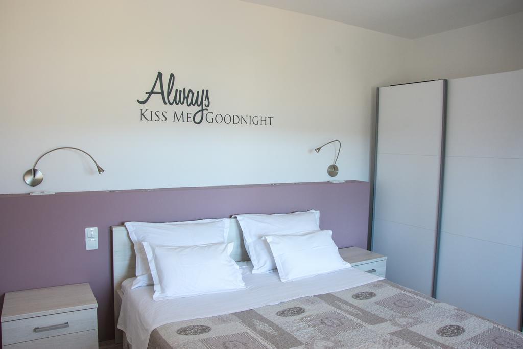 Apartment Villa Franci Pag Town Zewnętrze zdjęcie