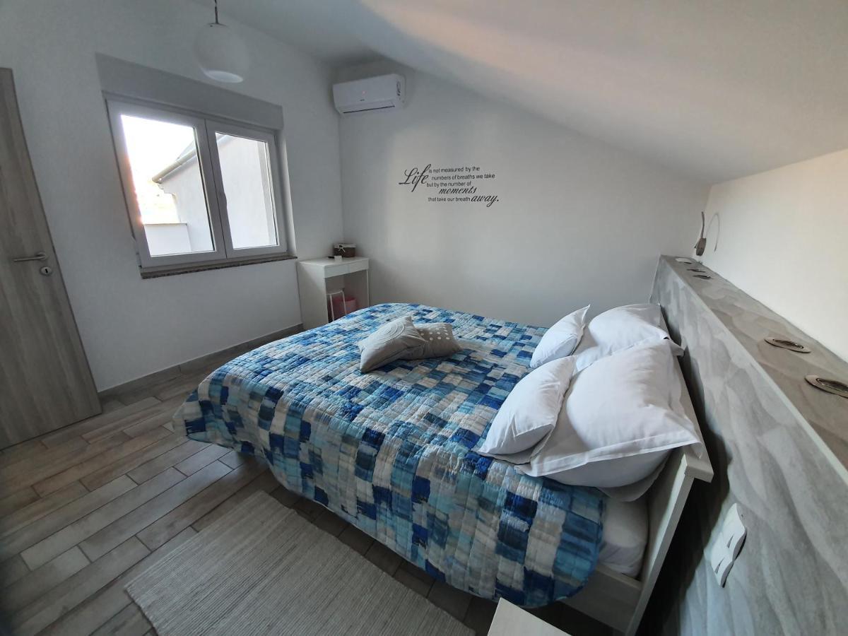 Apartment Villa Franci Pag Town Zewnętrze zdjęcie